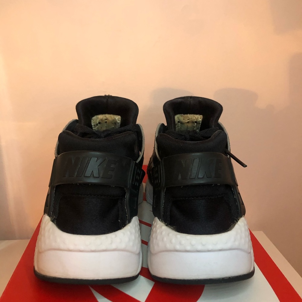 LAST DAY SALE🔥 Nike Huarache - Picture 5 of 9